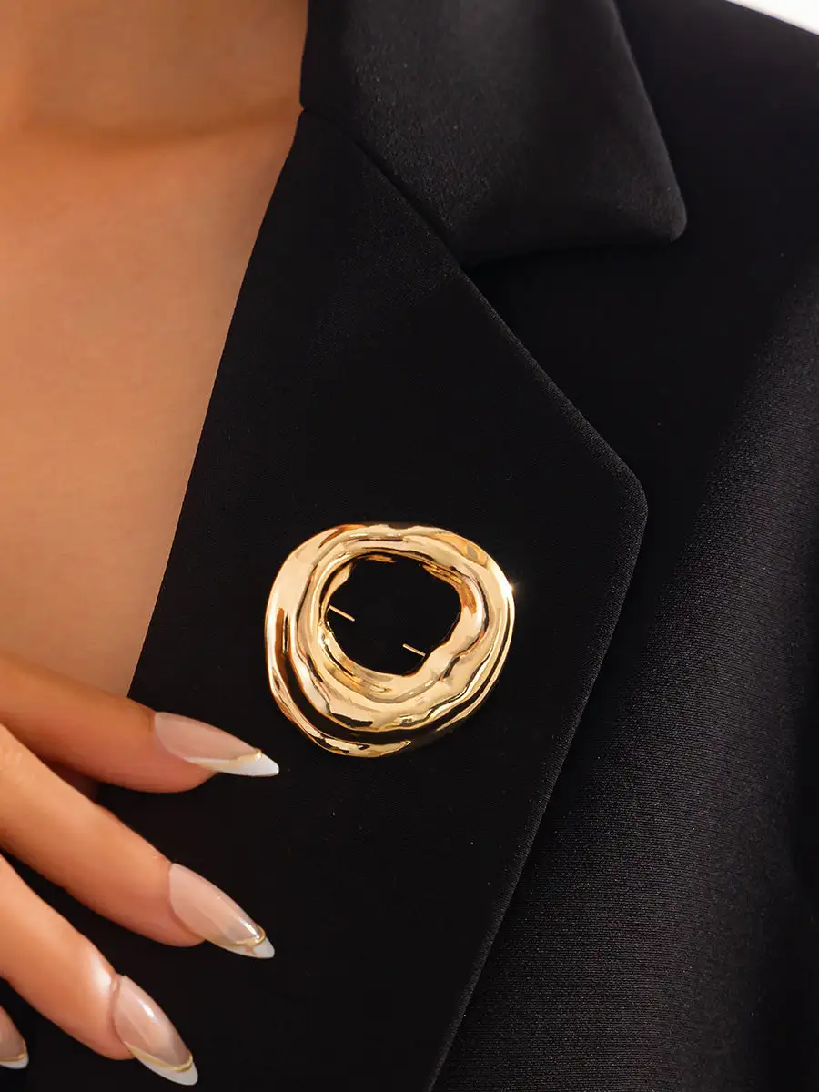 Sculptural Irregular Accent Brooch