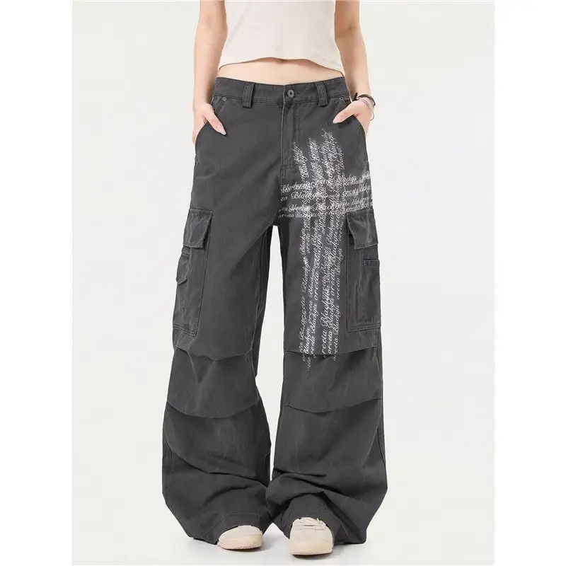 Women's Pleated Printed Cargo Pants