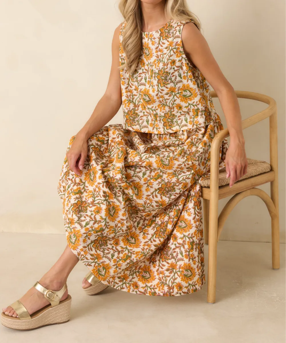 Cropped Sleeveless Floral Linen-Blend Top
