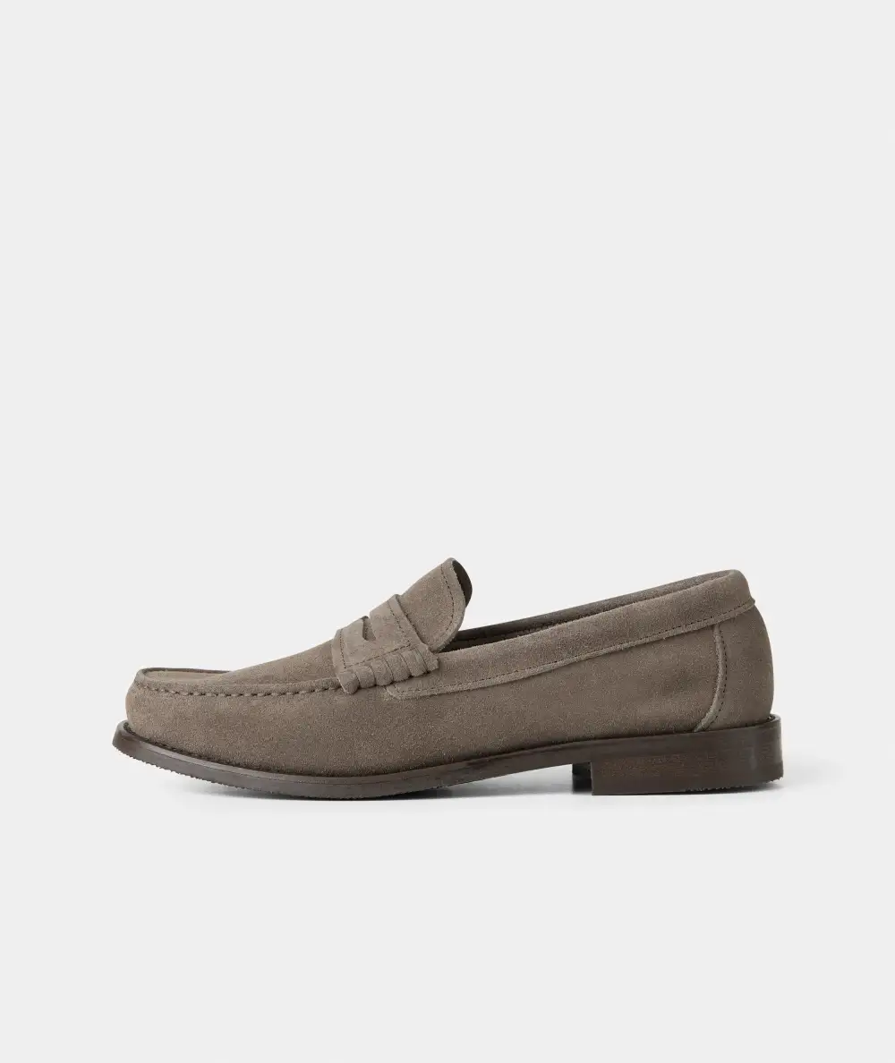 Everyday Casual Suede Loafers