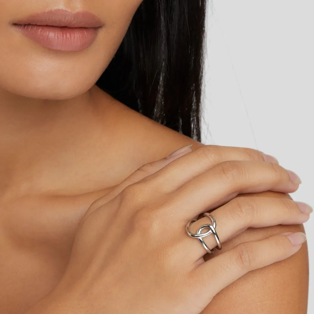 Minimal Band Twisted Ring