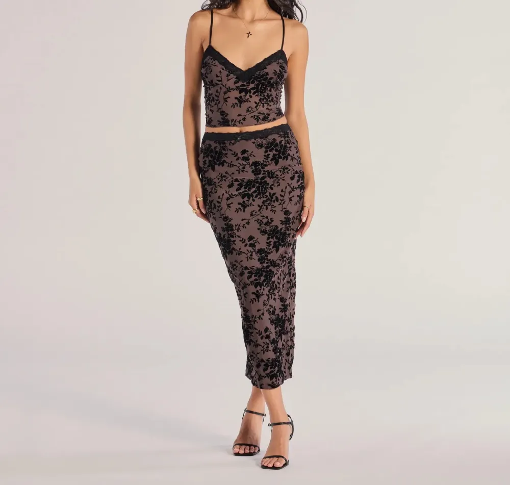 Brown Flocked Velvet Sleeveless Cropped Top