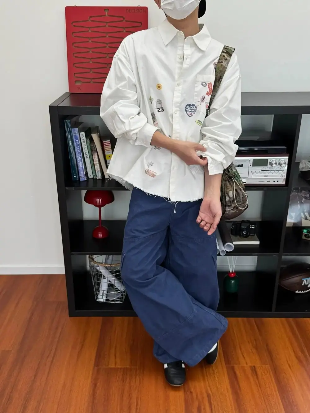 Tilt Side Pockets Cargo Jeans
