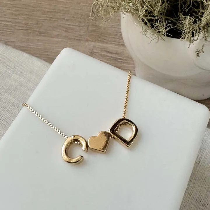 Sleek Radiant Necklace