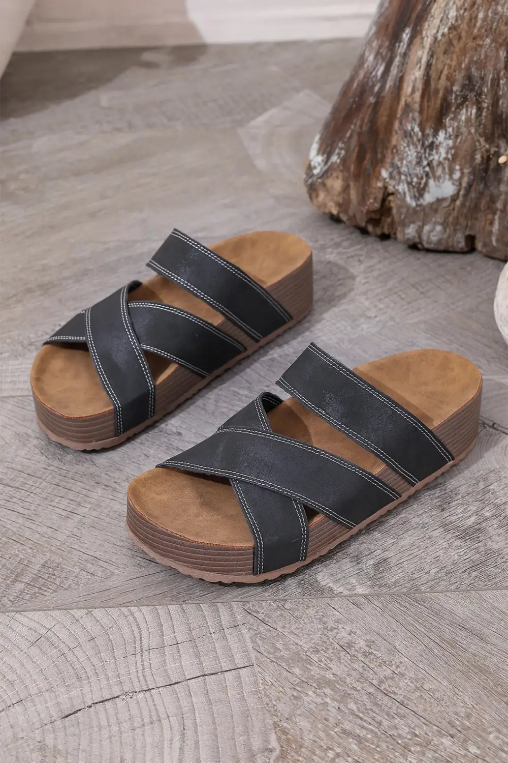 Contemporary Contrast Stitch Crossband Platform Sandals