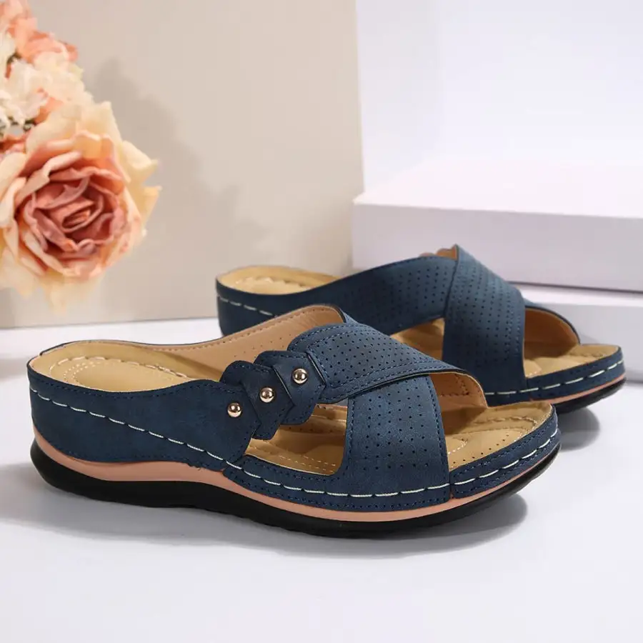 Relaxed Open Toe Platform Sandals