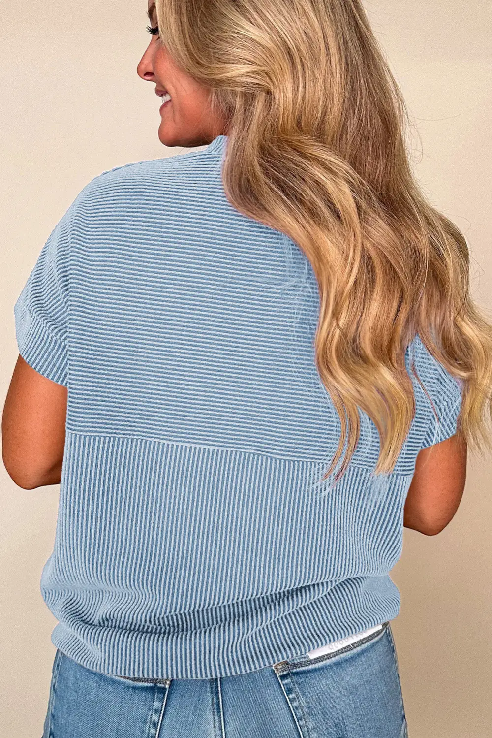 Airy Street Short Sleeve Tee