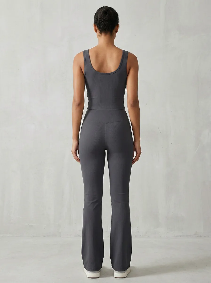 Active Clean-Line Women's Tank Top Flare Pants Active Set