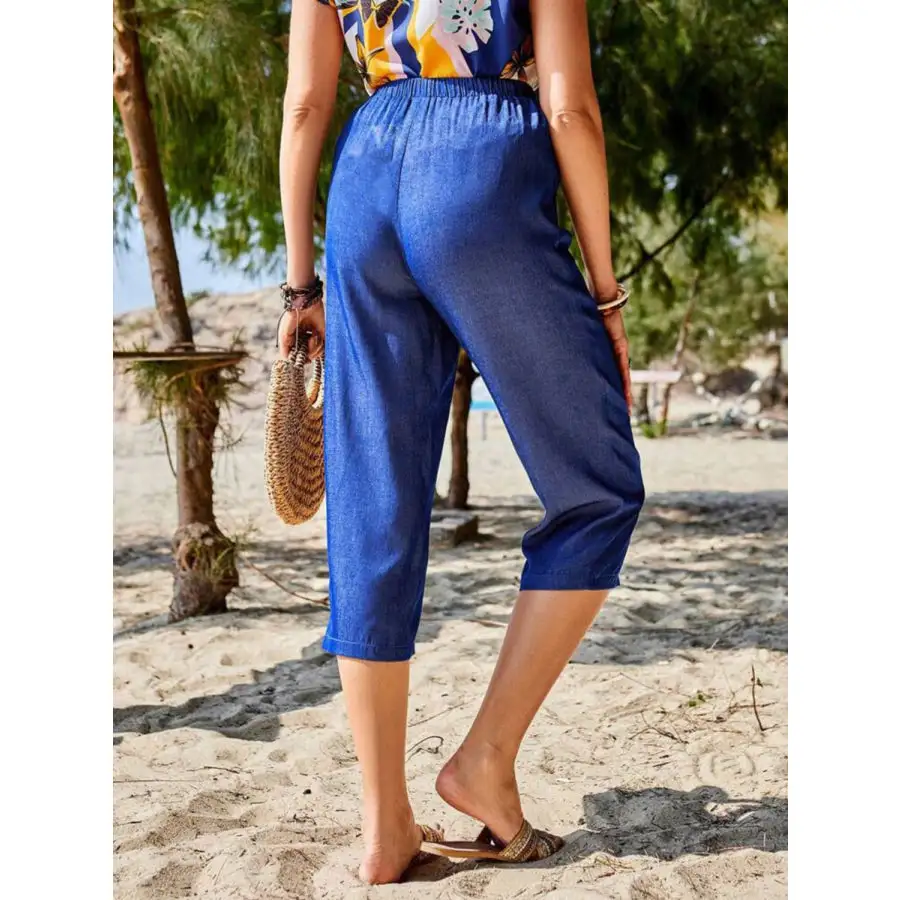 Pocketed Elastic Waist Capris Apparel