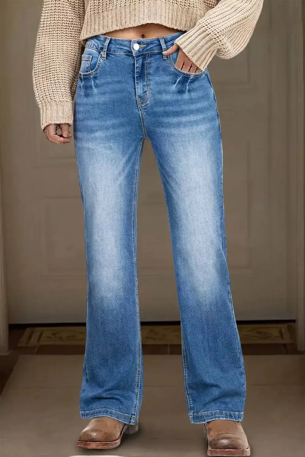 Washed Pocketed Stretch Straight Leg Jeans