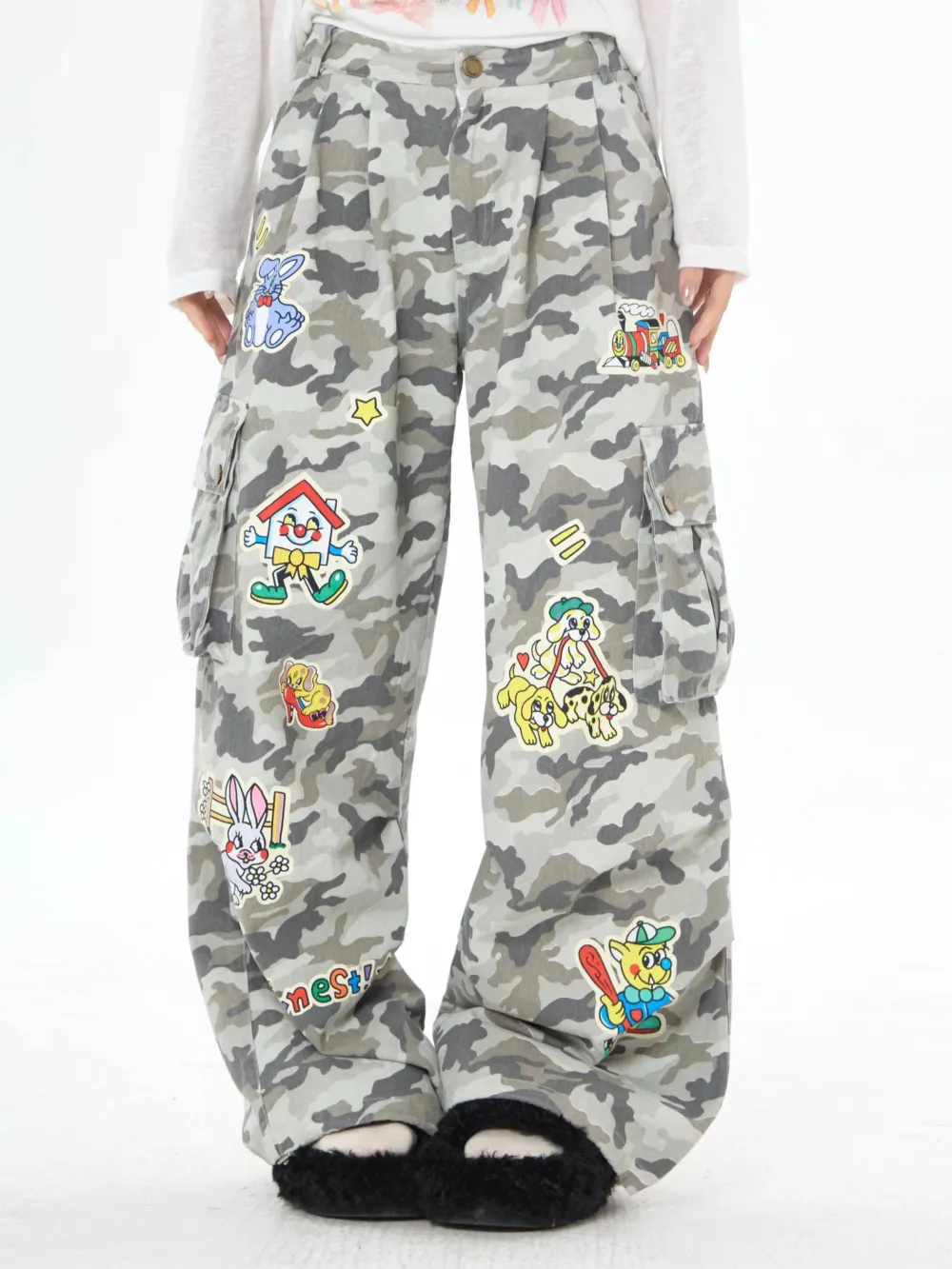 Wide-Leg Camouflage Printed Pants