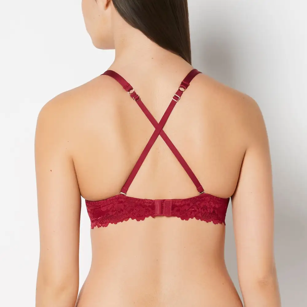 Minimal Full Coverage Lightly Lined Bra With Romantic Lace