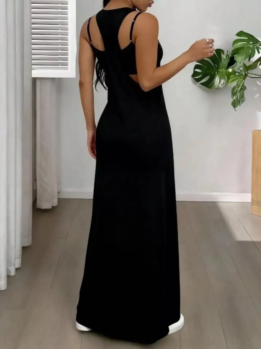 Scoop Neck Cami And Maxi Dress Set