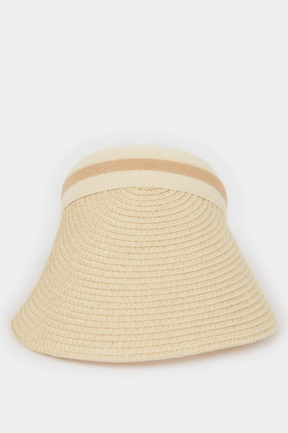 Sand vacation-style woven hat
