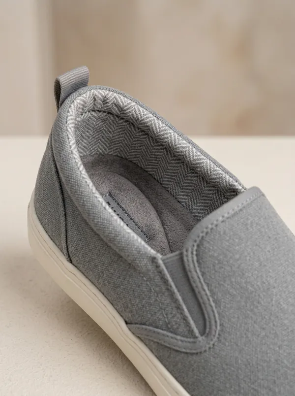 Signature Slip-On Minimalist Fit Men's Stretch Canvas Shoes