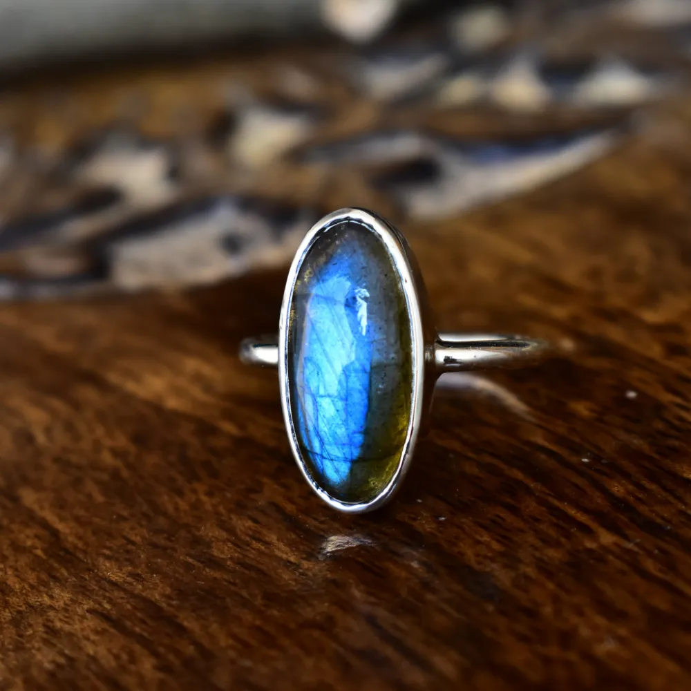 Eclipse Labradorite Ring