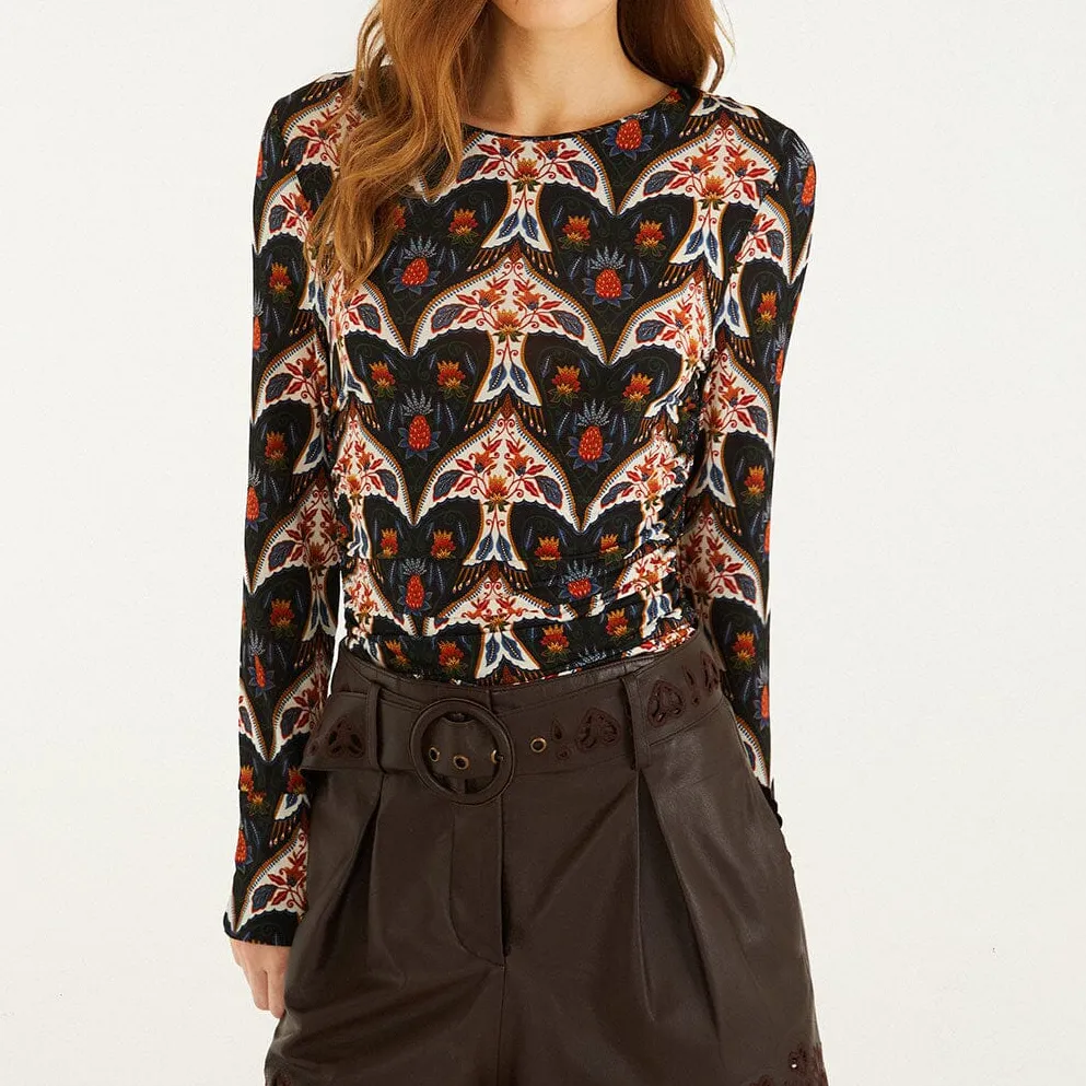 Distinctive Long-Sleeve Blouse