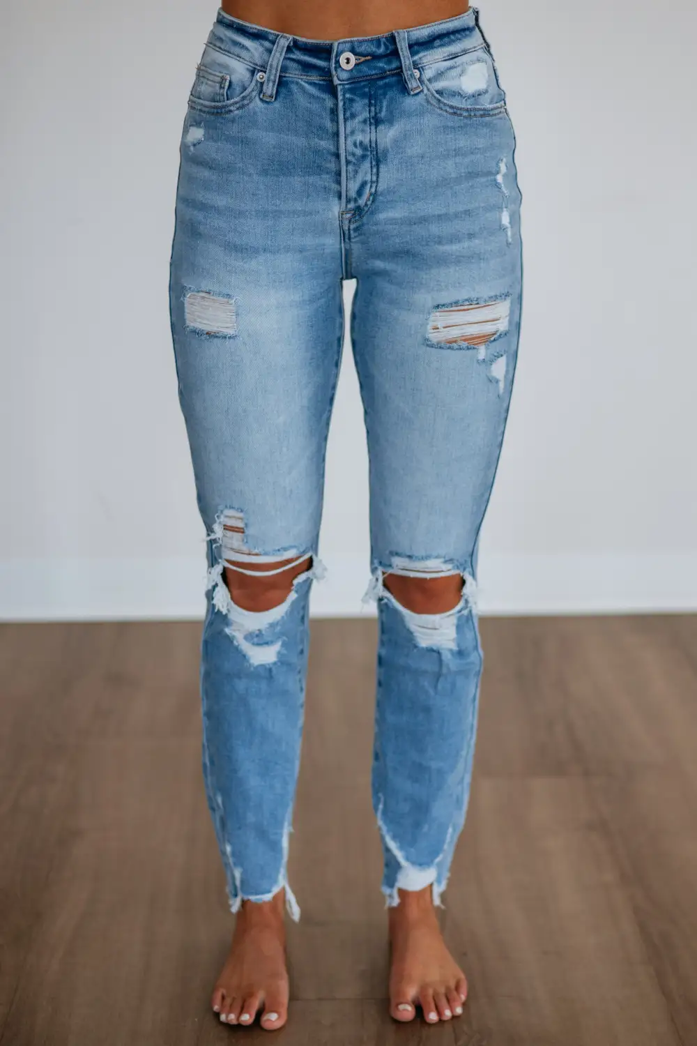 Women's High Rise Straight Leg Slim Fit Jeans