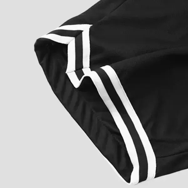Men’s casual athletic shorts with zippered pockets