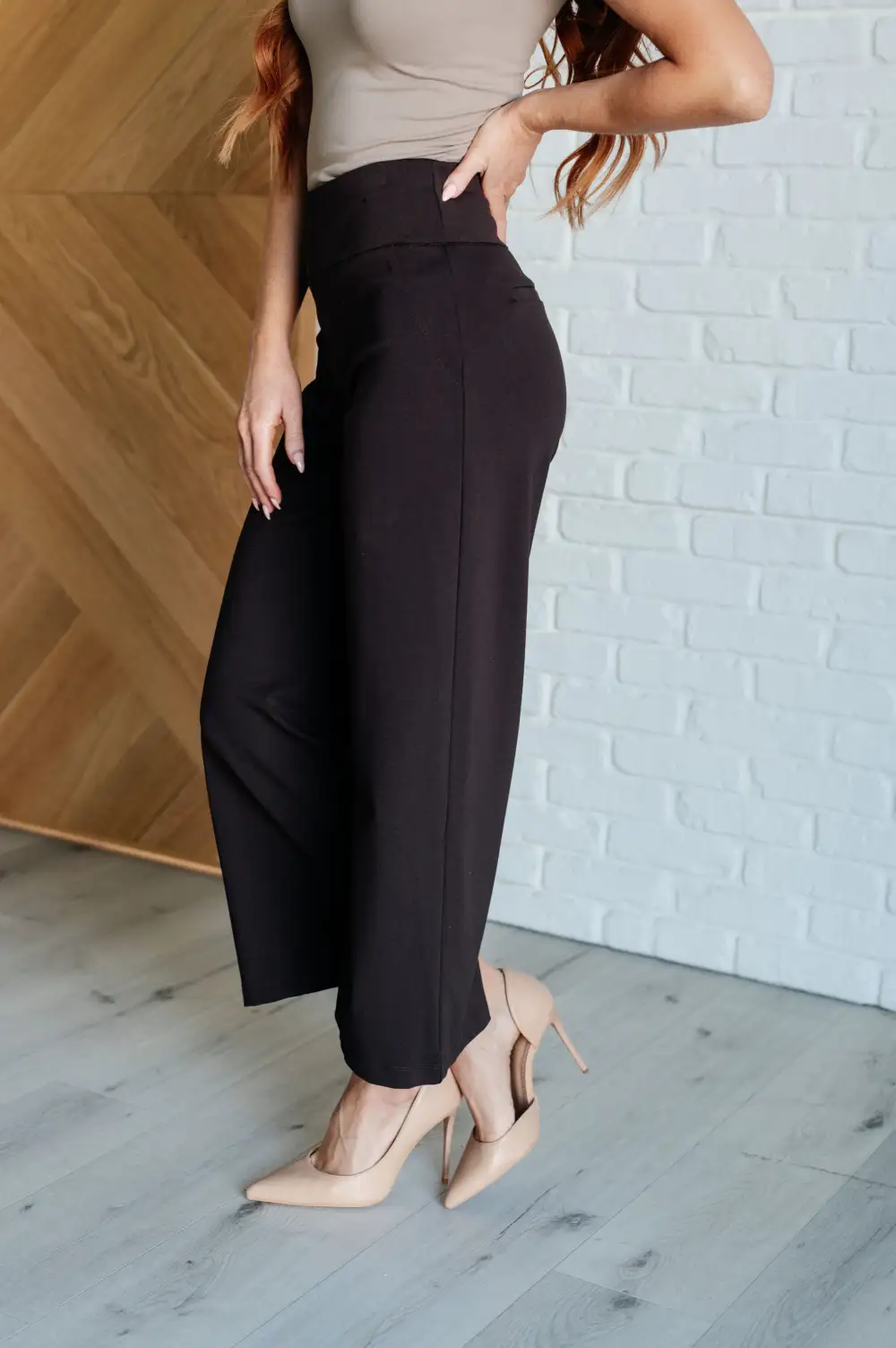 Magic Wide Leg Crop Pants