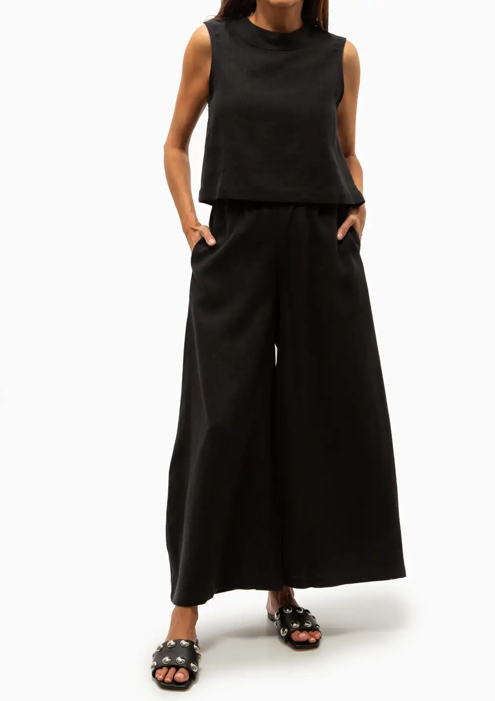 Easy Sleeveless Tank Top