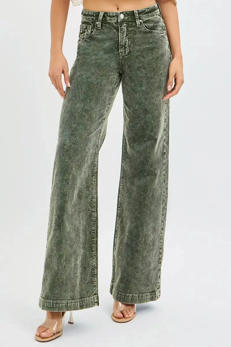 Studio Denim High Rise Wide Leg Pocketed Jeans