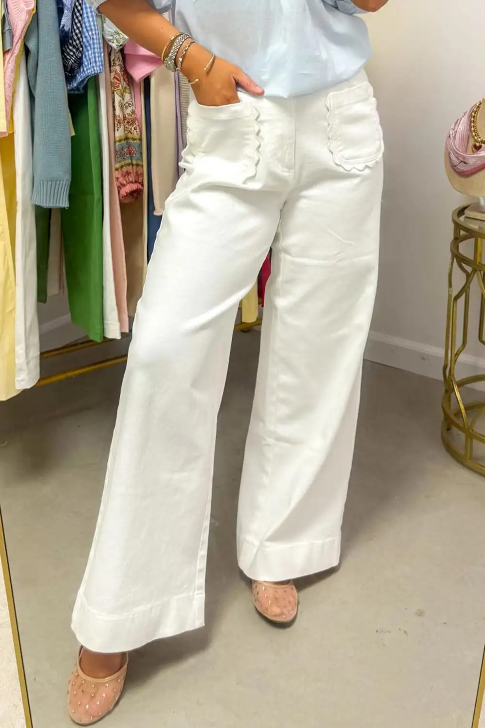 Relaxed Fit Straight Leg Patch Pocket Scalloped Casual Jeans