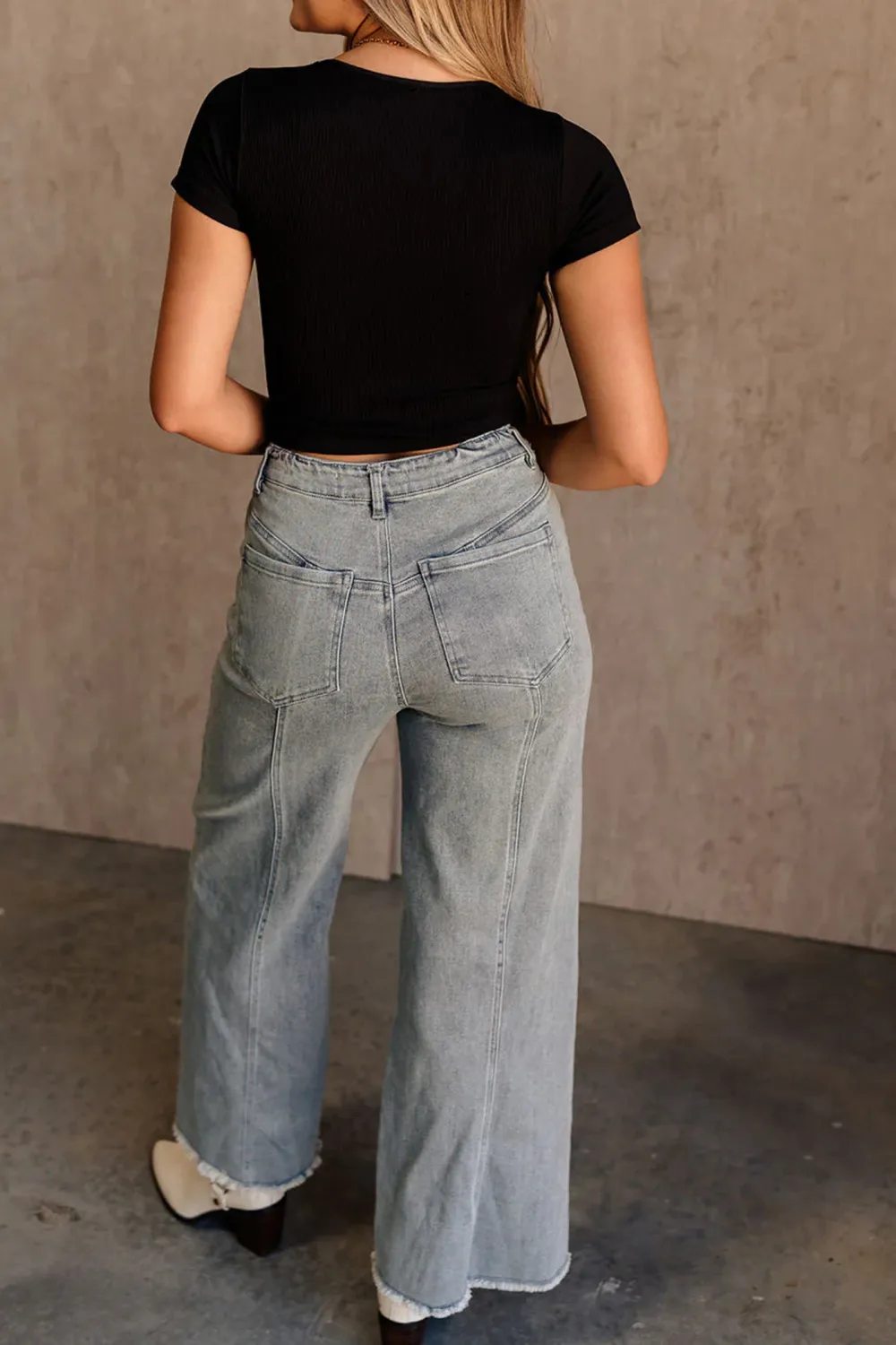 Ribbed Round Neck Cropped T-Shirt