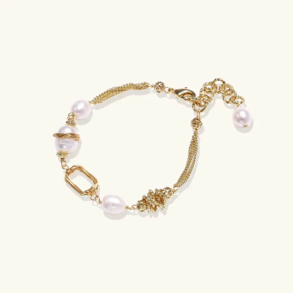 Textured Pearl Chain Bracelet