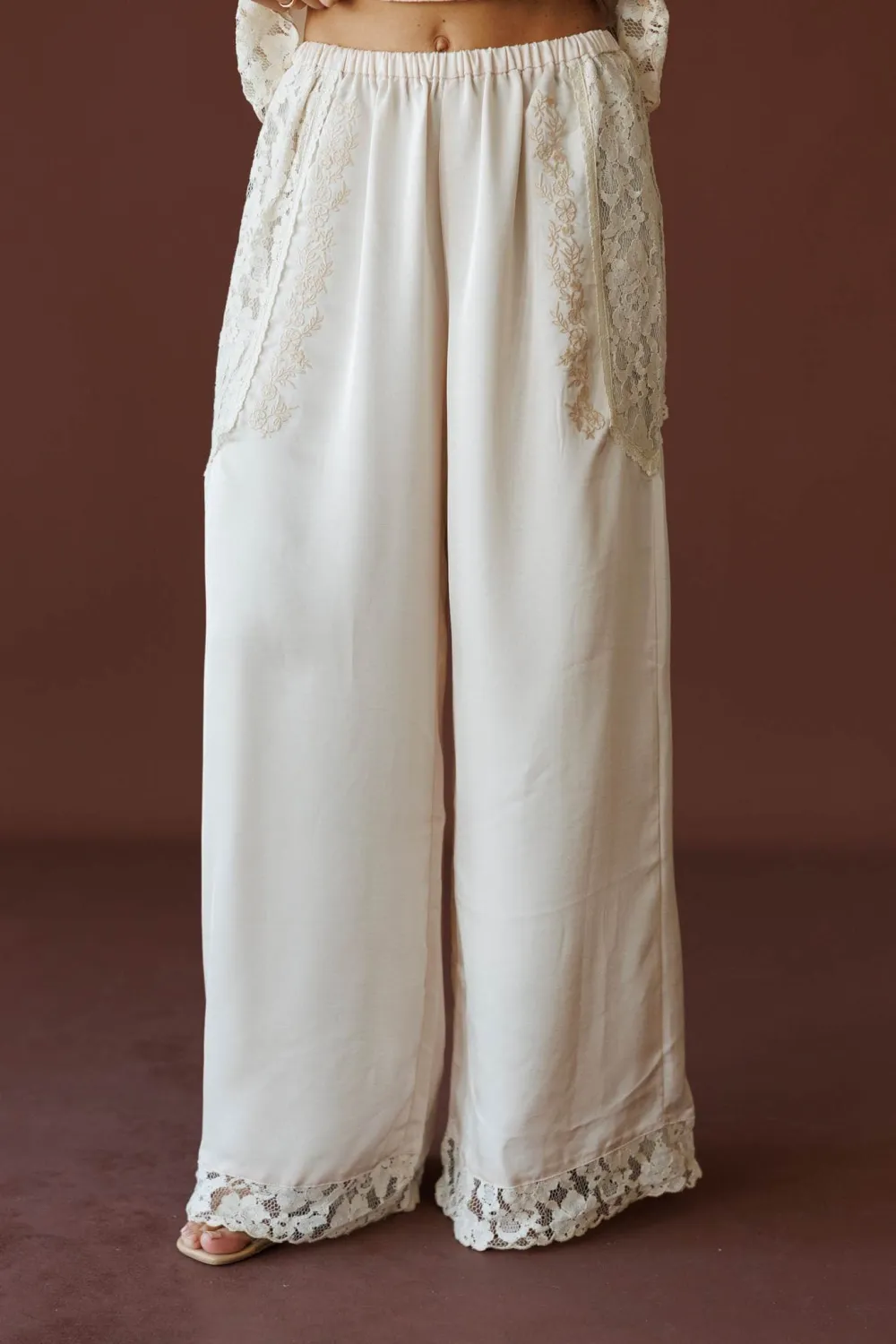 Wide-Leg Oversized Pants