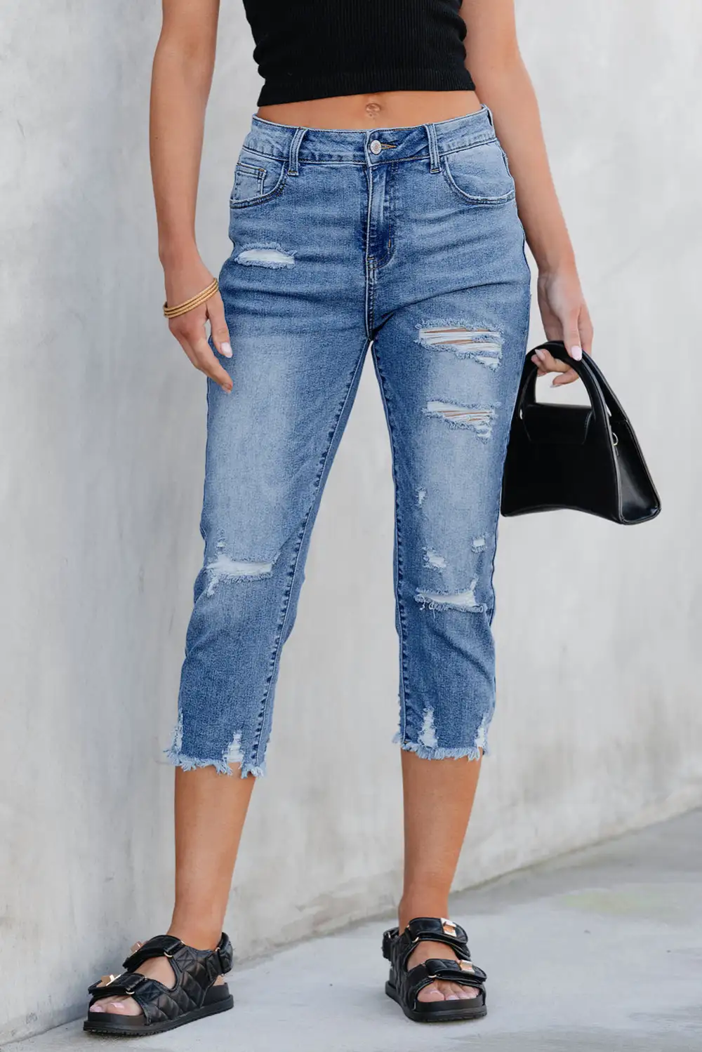 Women's Skinny Distressed Capri Jeans