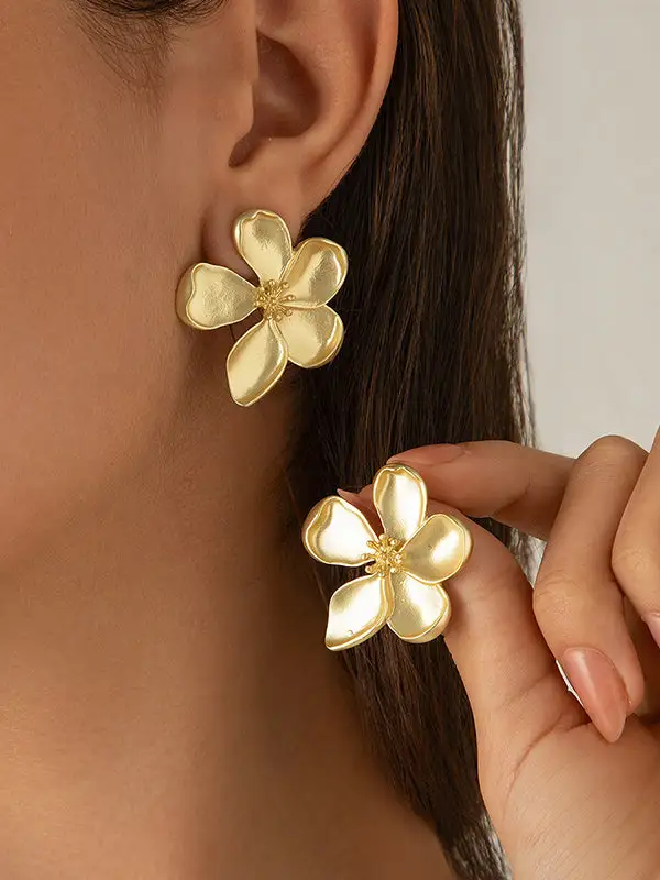 Refined Twisted Drop Earrings