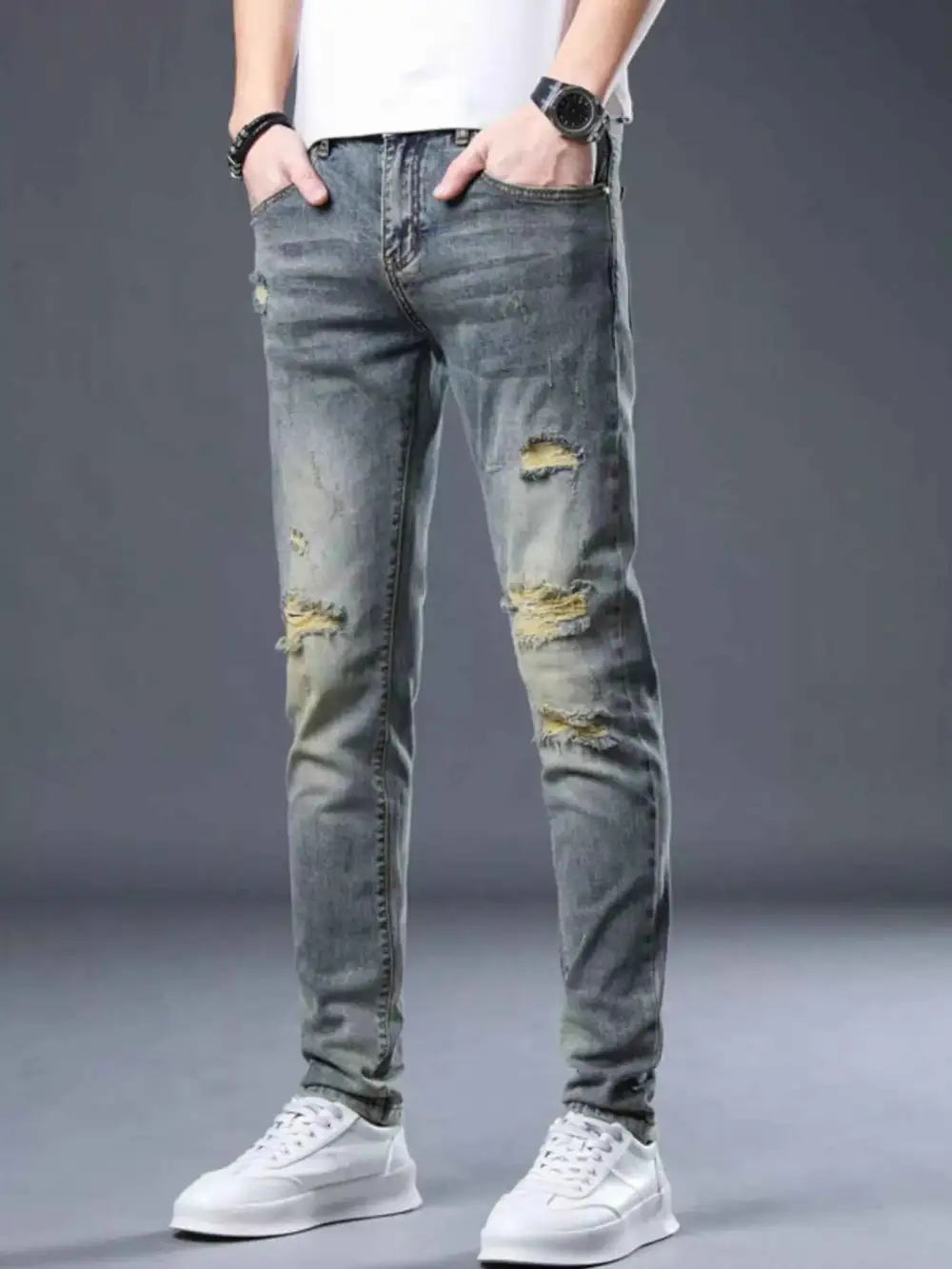 Relaxed Distressed Slim Fit Jeans