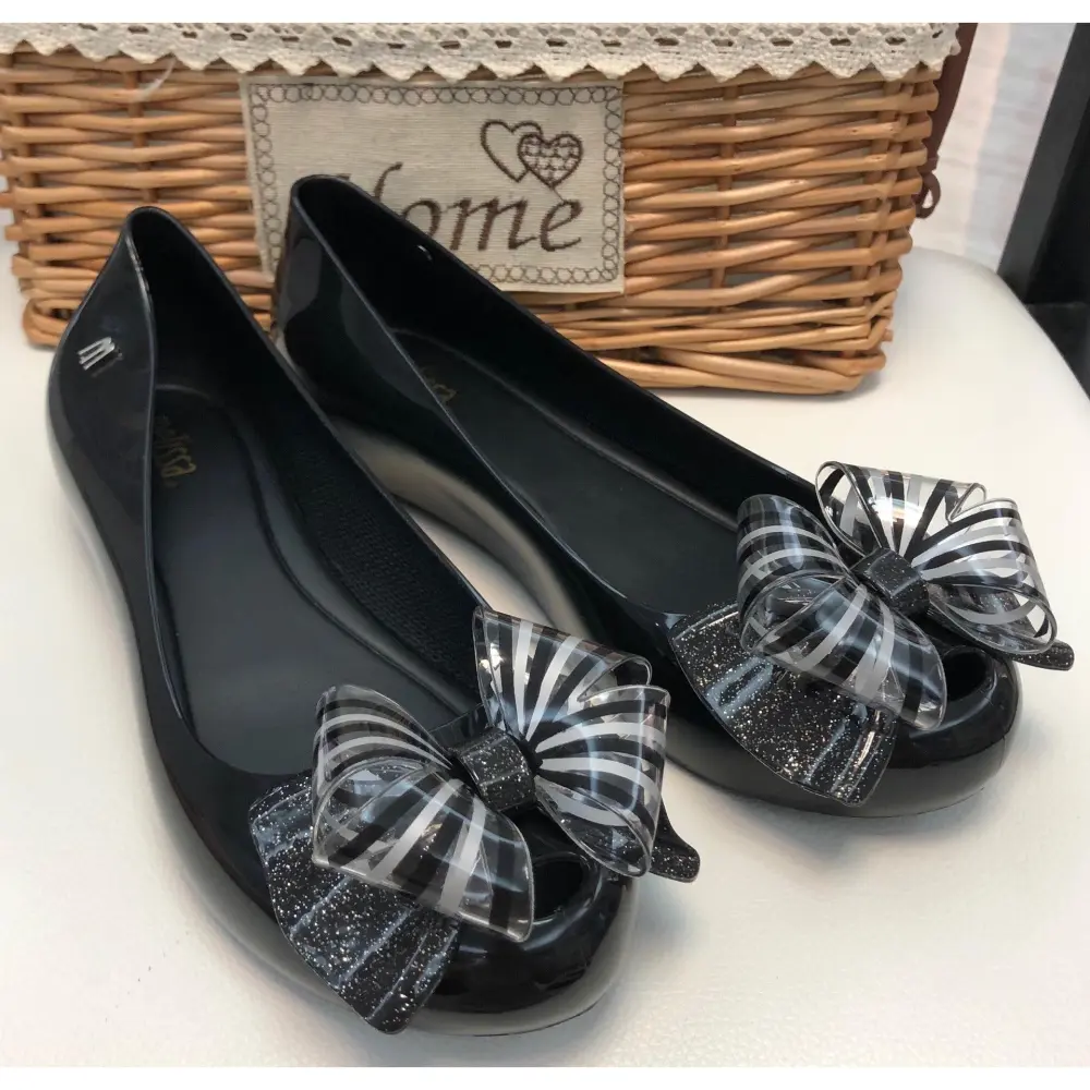 Bow Detail Flat Sandals