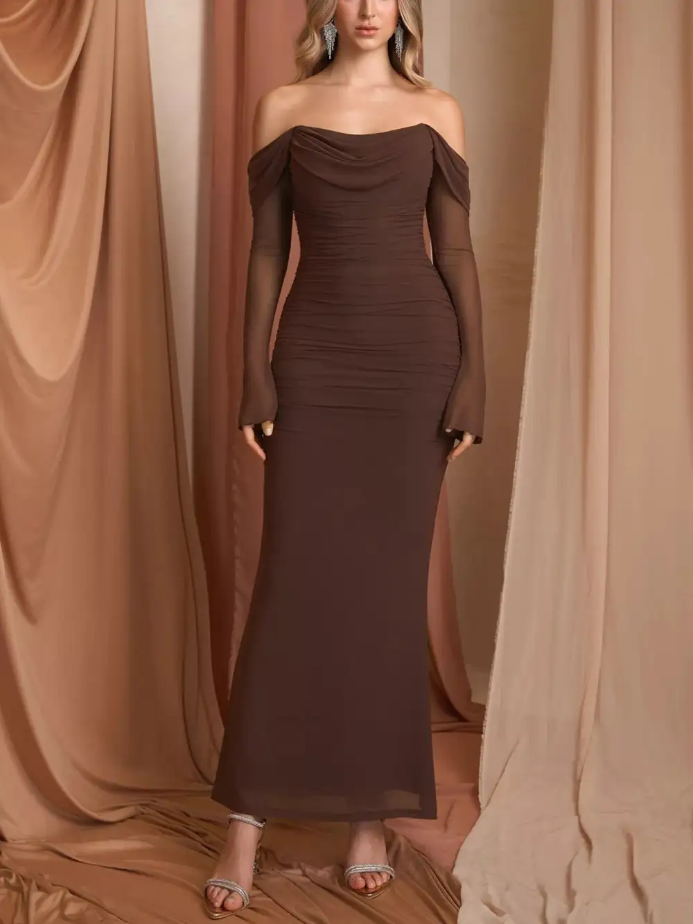 Relaxed Shape Ruched Maxi Dress