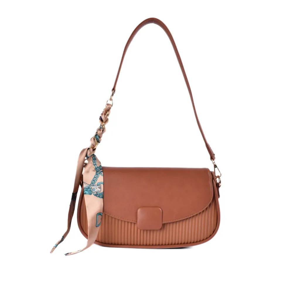 Everyday Leather Structured Shoulder Bag