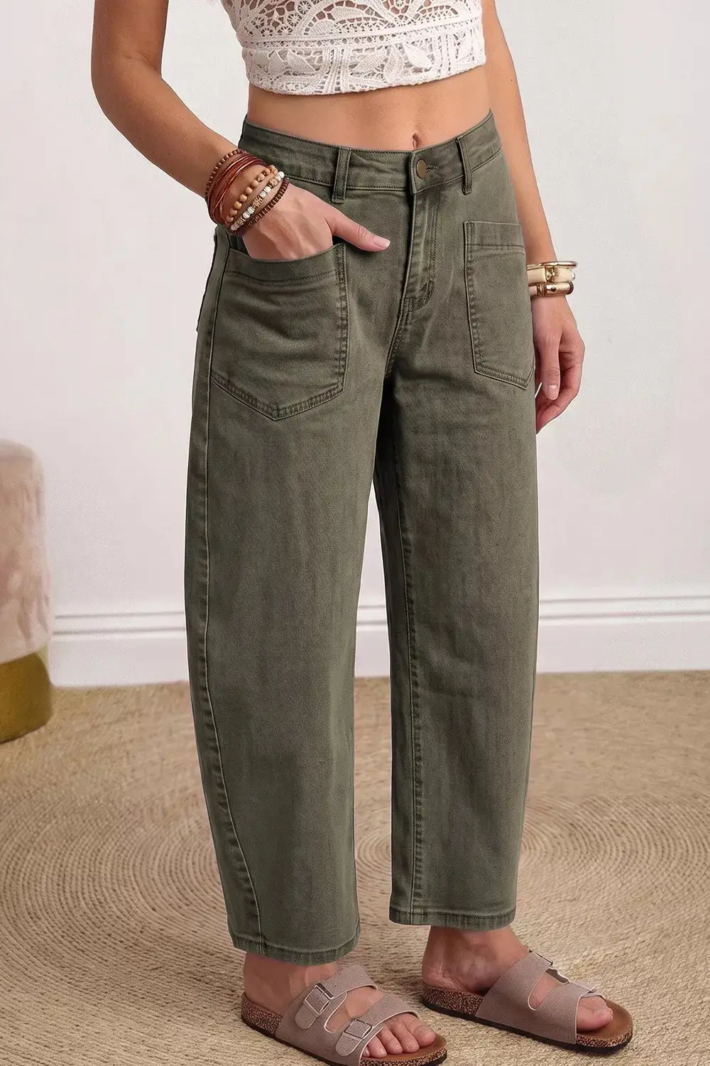 Patch Pocket Barrel Leg Jeans