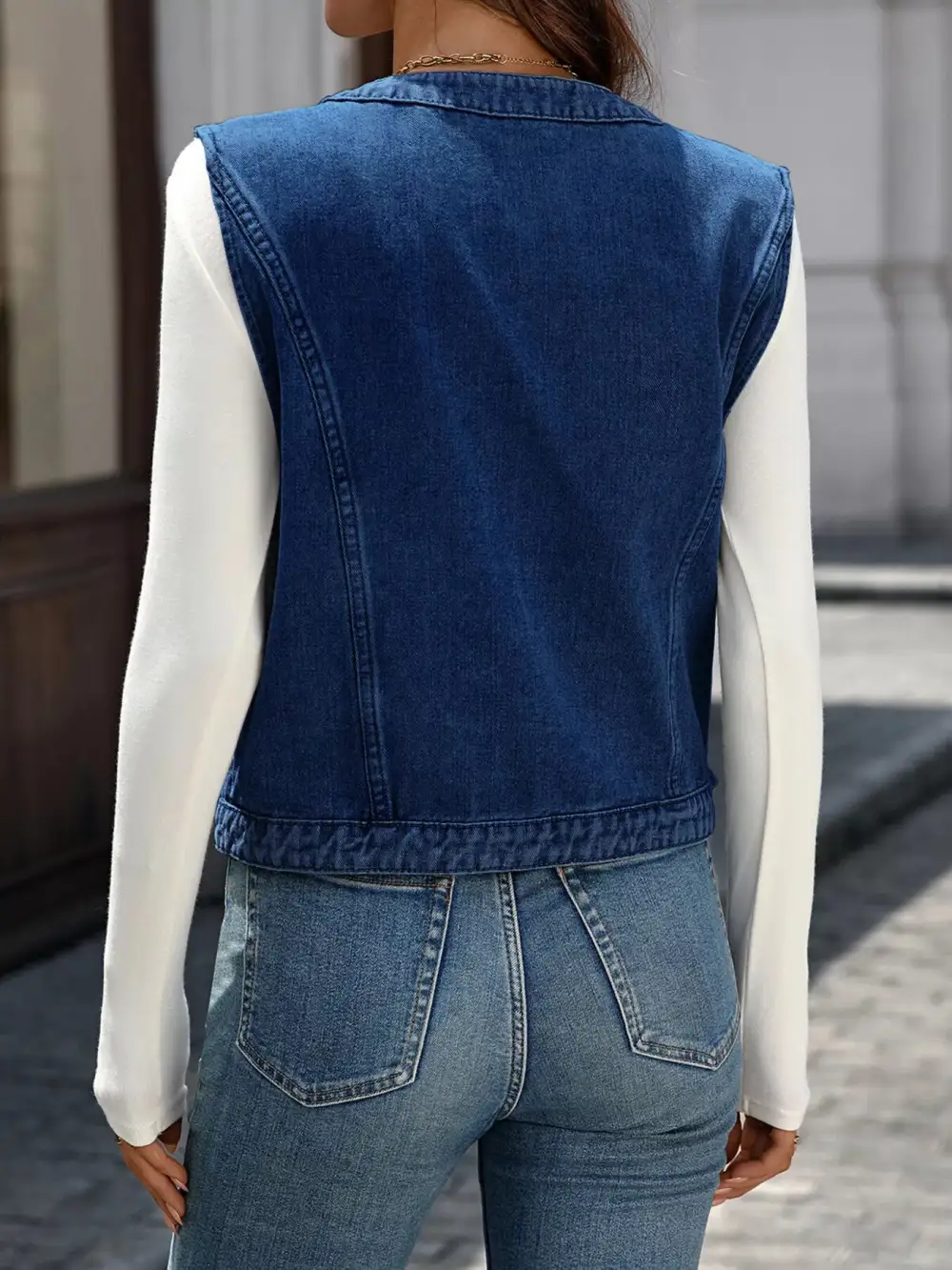 Button-down Vest Relaxed Layering Vest Lightweight Layering Style