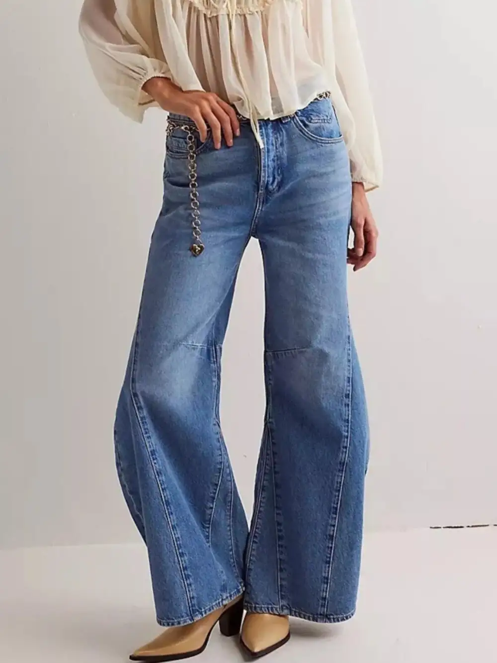 Modern Washed Wide Leg Jeans
