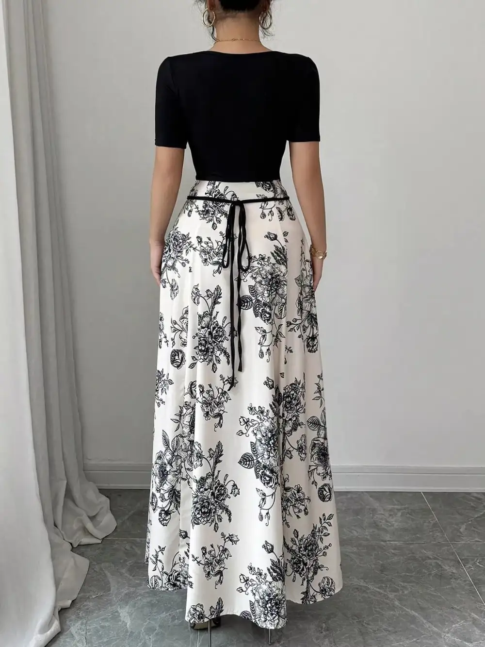 Floral Print Square Neck Maxi Dress