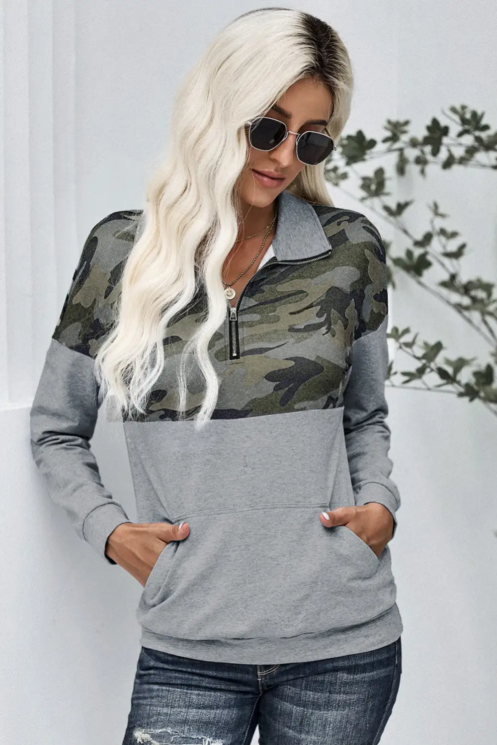 Floral Splice Kangaroo Pocket Zip Collar Sweatshirt