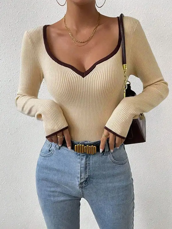 Long Sleeve Slim Fit Contrast Pleat Detail Panel Detail V-Neck T-Shirt