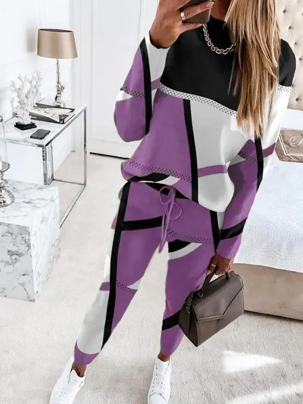 Casual Women's Hoodie and Sweatsuit