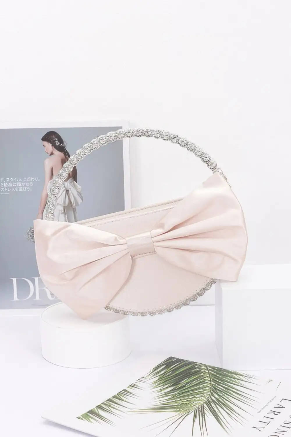 Satin Ribbon Round Rhinestone Metal Clutch