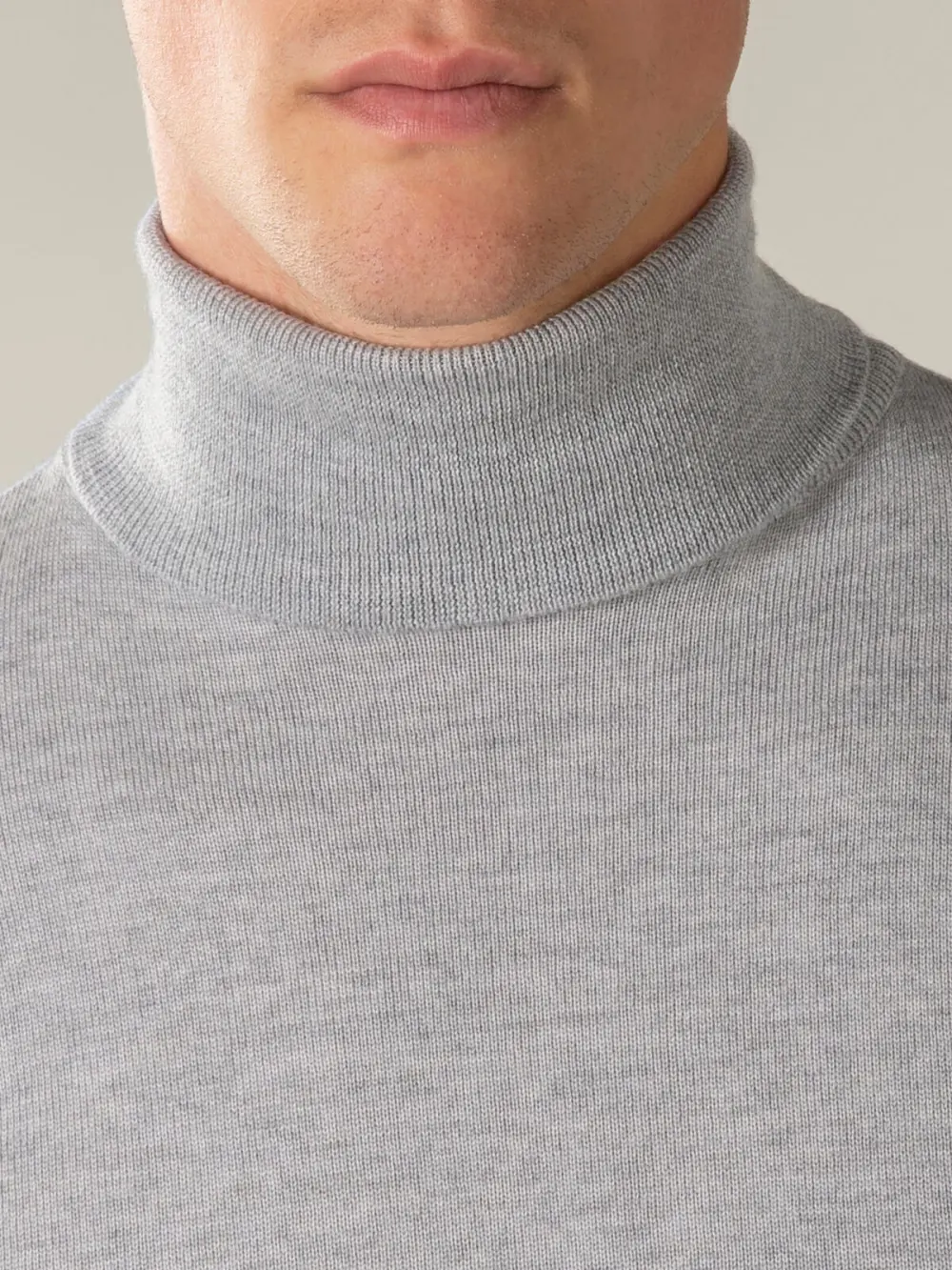 Cashmere Merino Blend Turtleneck Slim Fit Knit Construction Detail Turtleneck Sweater