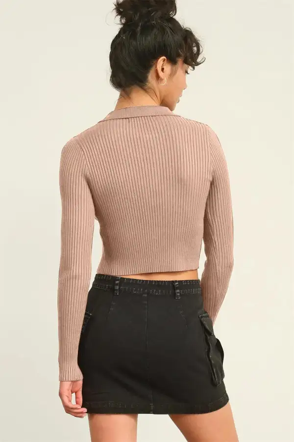 Cropped Ribbed Knit Cardigan