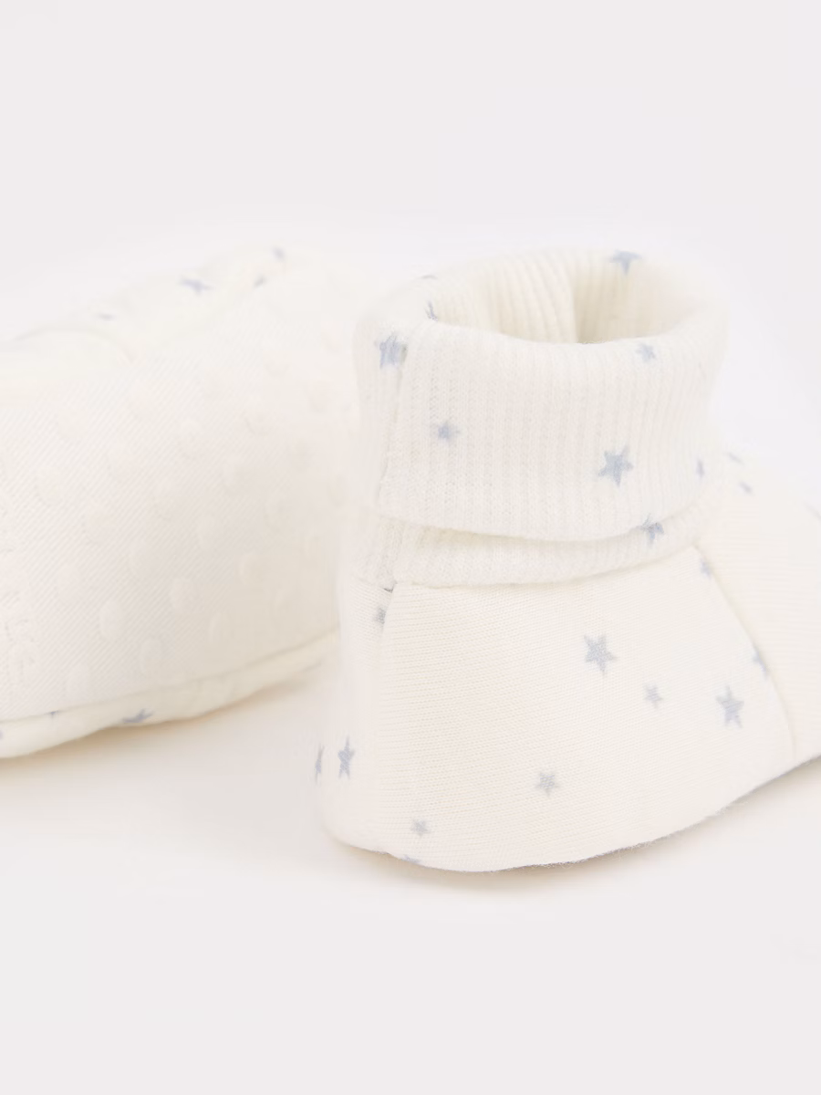 White Star Born In 2026 Booties detail 2