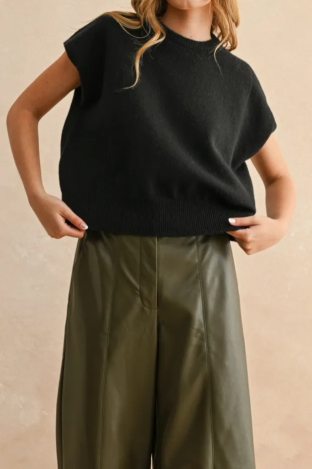 Black Short Sleeve Crew Neck Knit Sweater