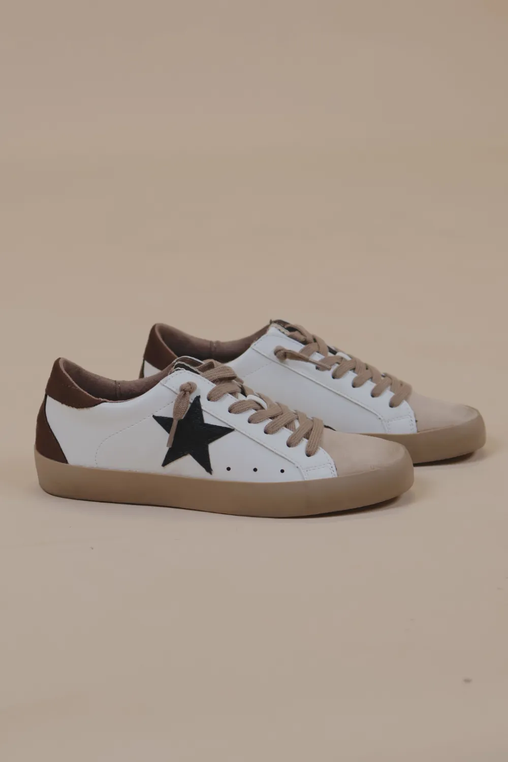 Star-Shaped Flat Sneakers