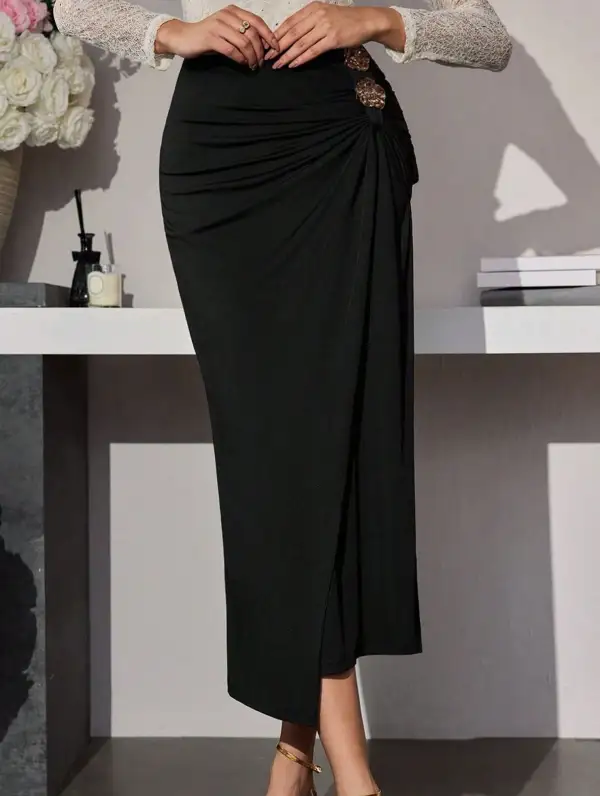 Bodycon Metal Detail Ruched Midi Skirt